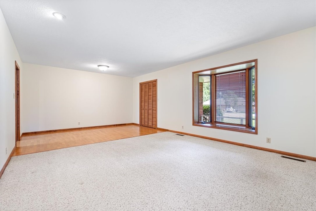 University View Sub Siloam Spgs - Residential