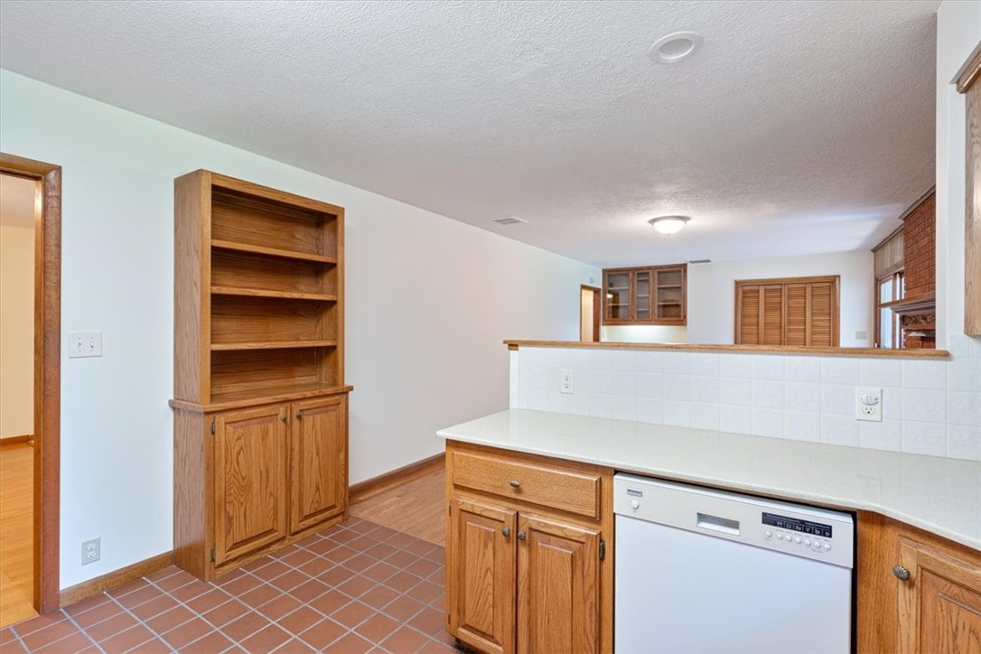 University View Sub Siloam Spgs - Residential