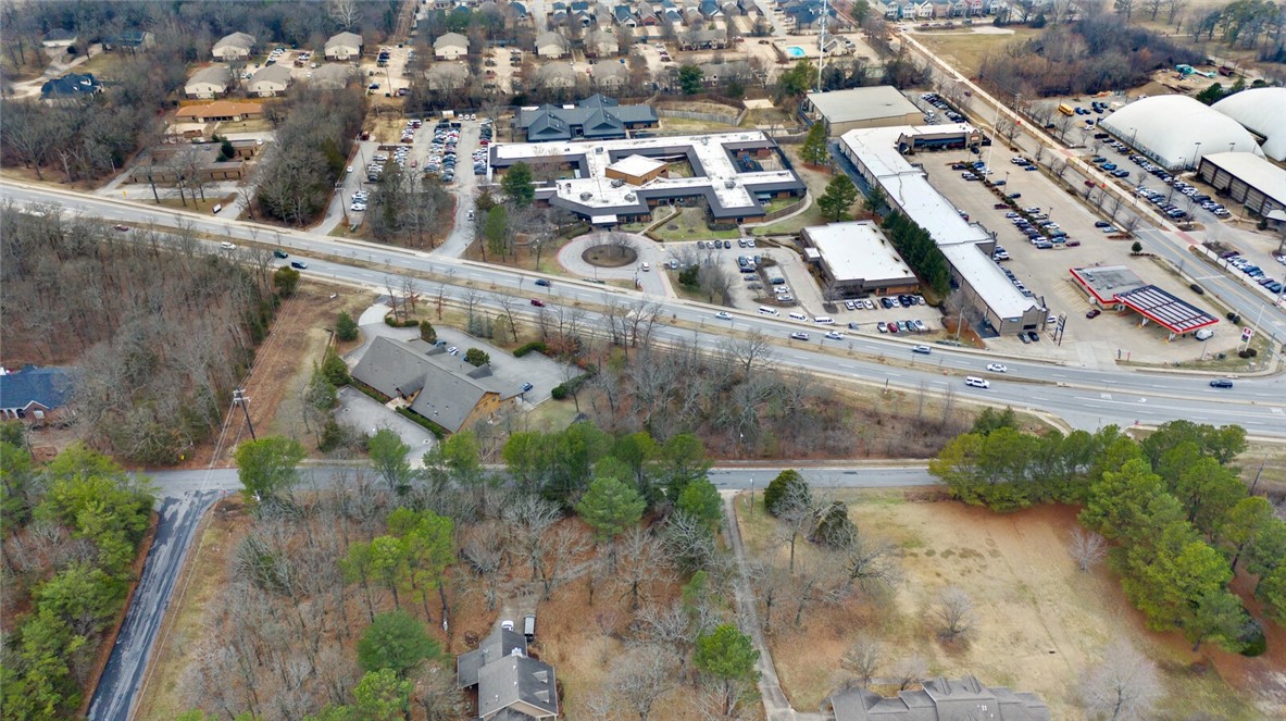 Fayetteville Outlots - Commercial Lease