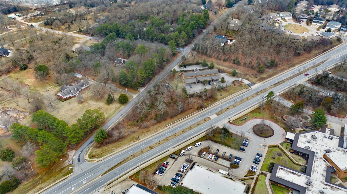 Fayetteville Outlots - Commercial Lease
