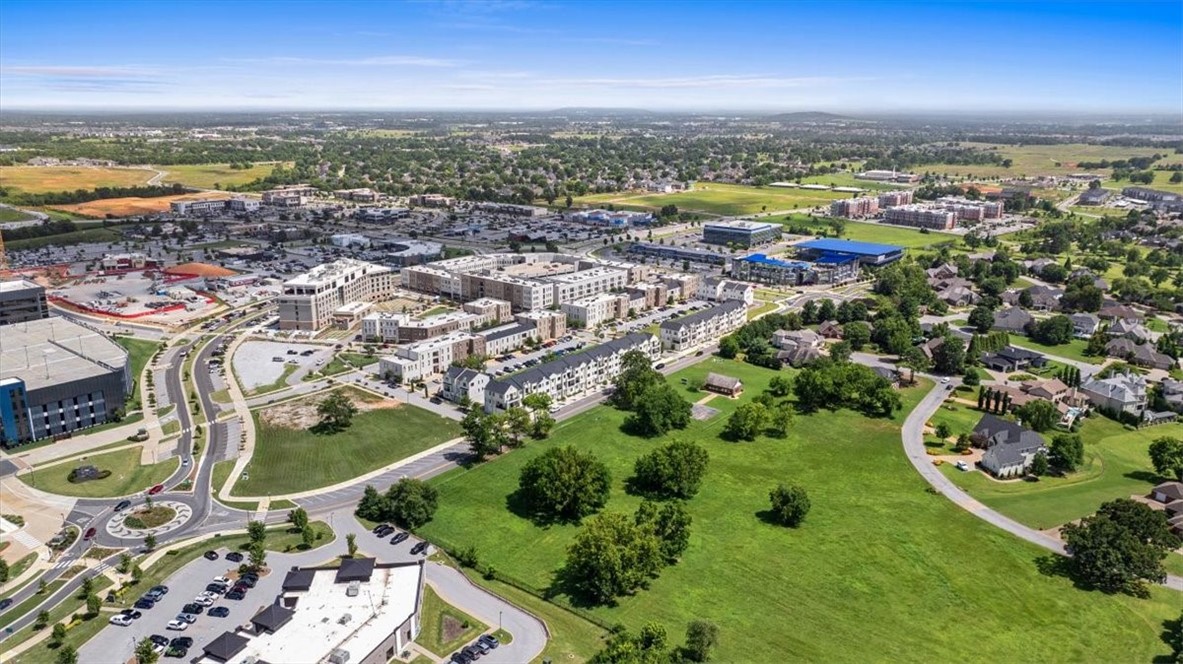 Pinnacle Heights Rogers - Residential