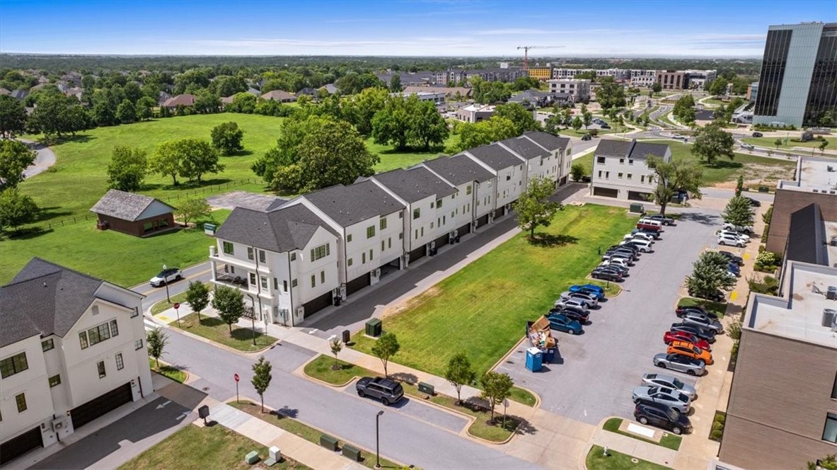 Pinnacle Heights Rogers - Residential