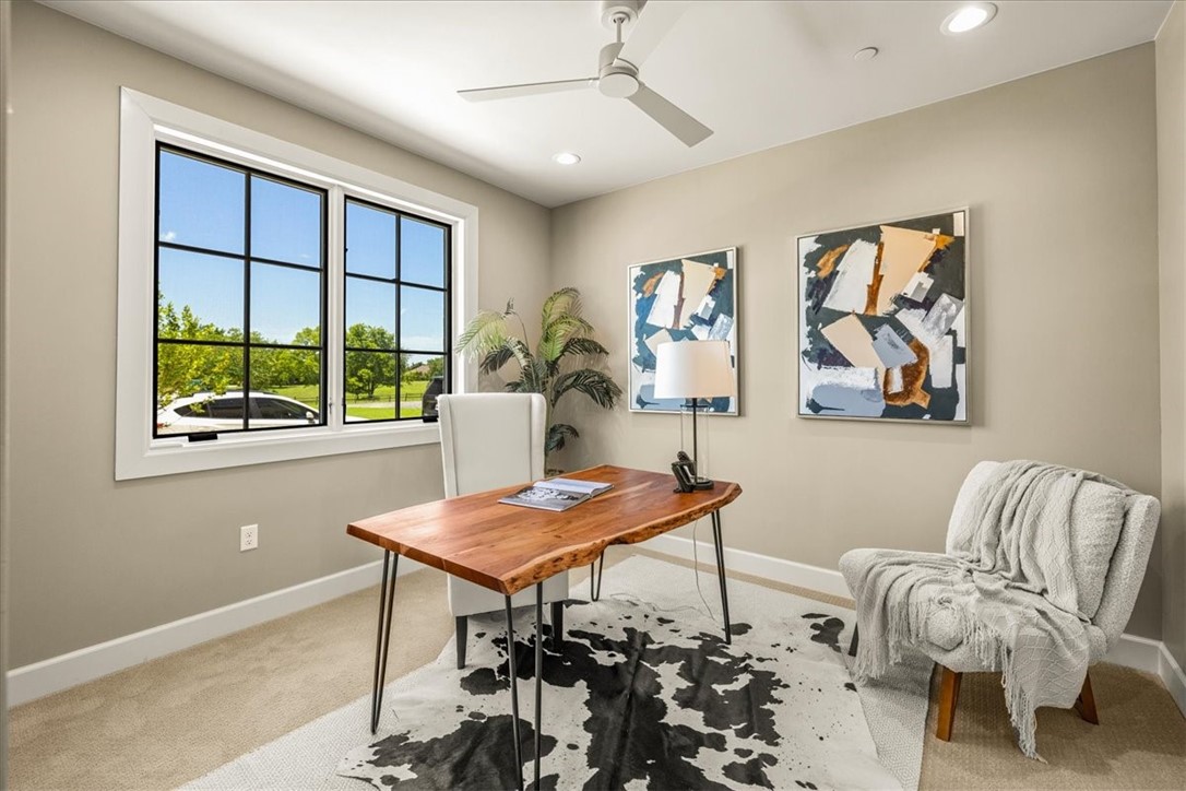 Pinnacle Heights Rogers - Residential