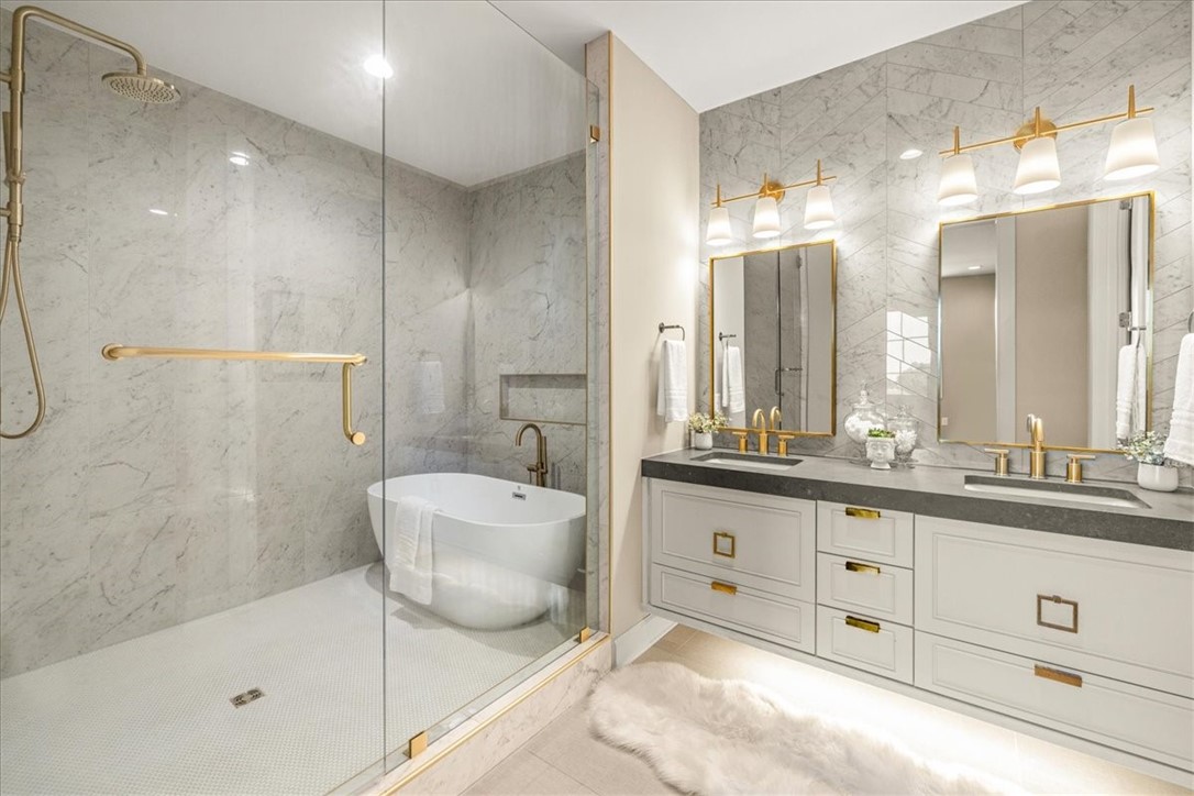 Pinnacle Heights Rogers - Residential