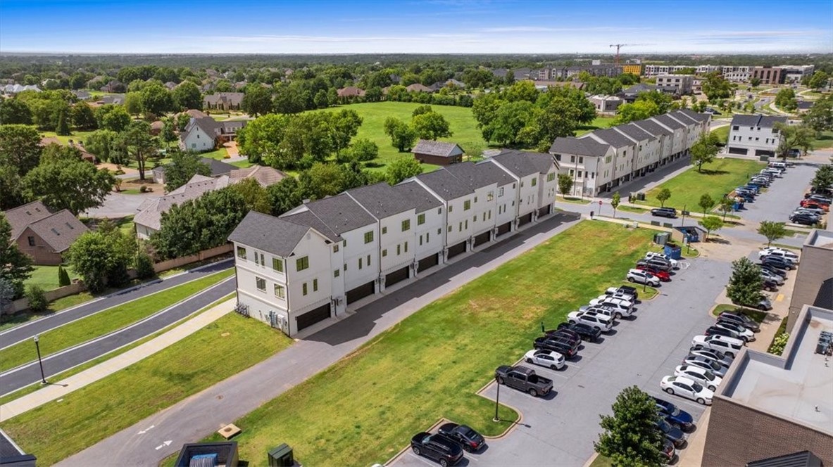 Pinnacle Heights Rogers - Residential