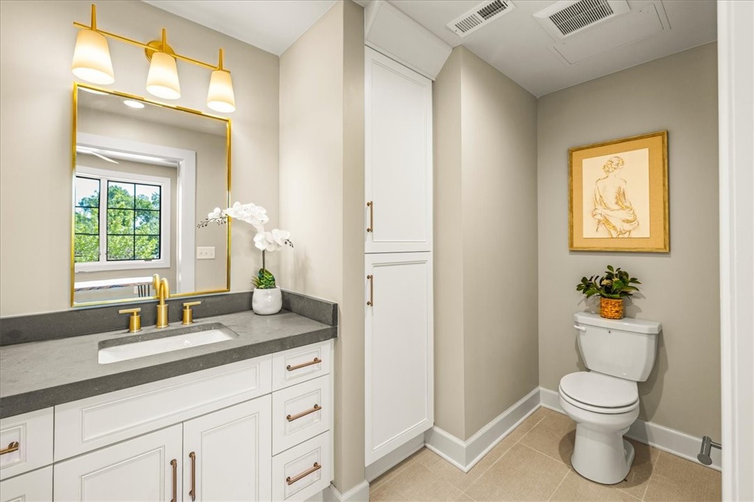 Pinnacle Heights Rogers - Residential
