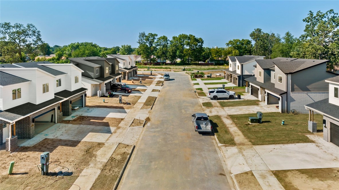 Bliss Street Twin Homes - Residential