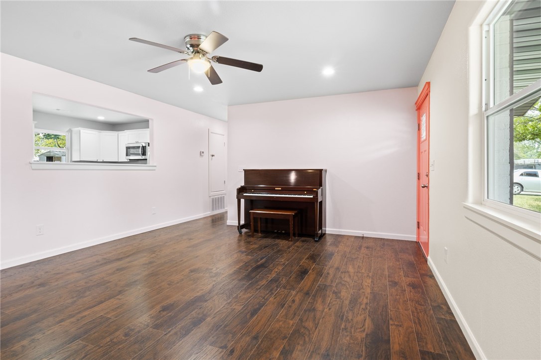 Springdale Outlots Se Se - Residential