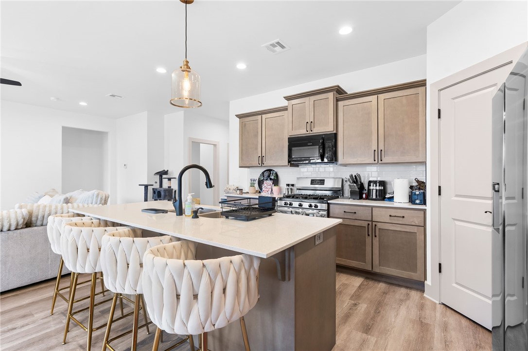 Fox Meadow Sub Siloam Spgs - Residential