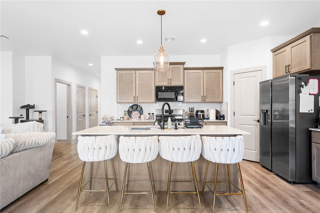 Fox Meadow Sub Siloam Spgs - Residential