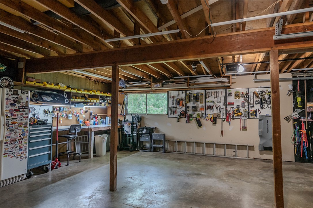 EAGLE HTS II - Residential