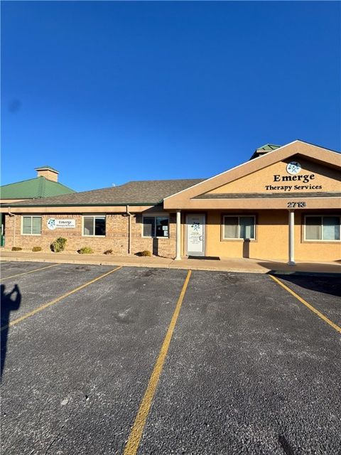 Photo of 2713 SE I Street 1,3,5 #1,3,5, Bentonville, AR 72712 (MLS # 1333054)