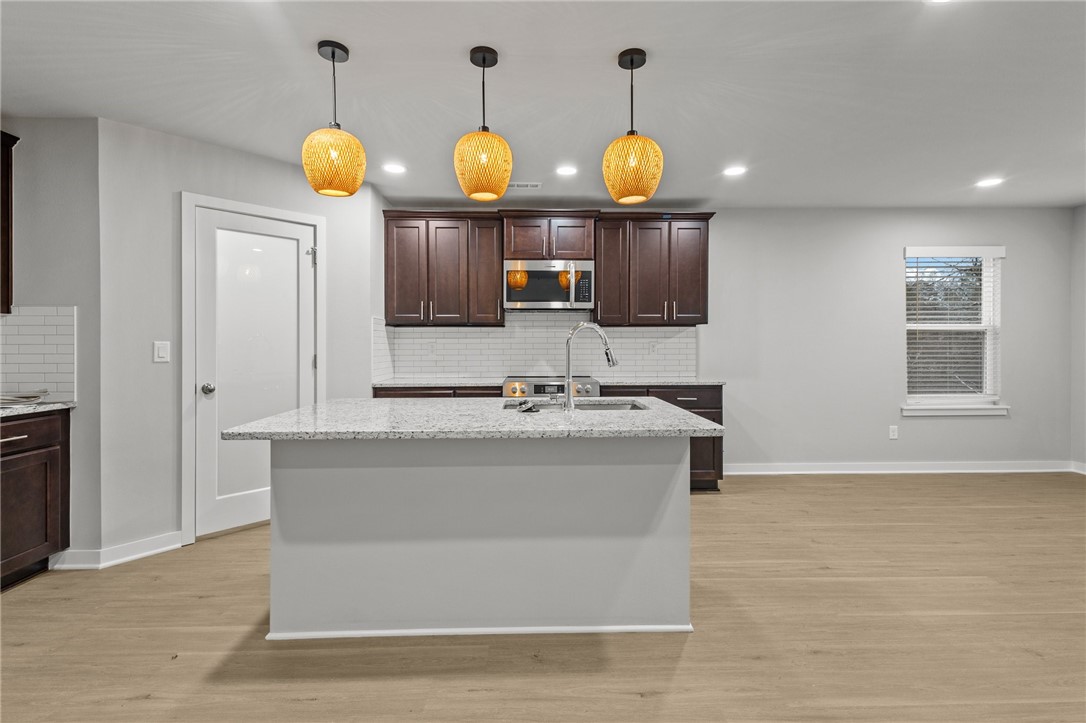 AVONDALE SUB 1-BVV - Residential