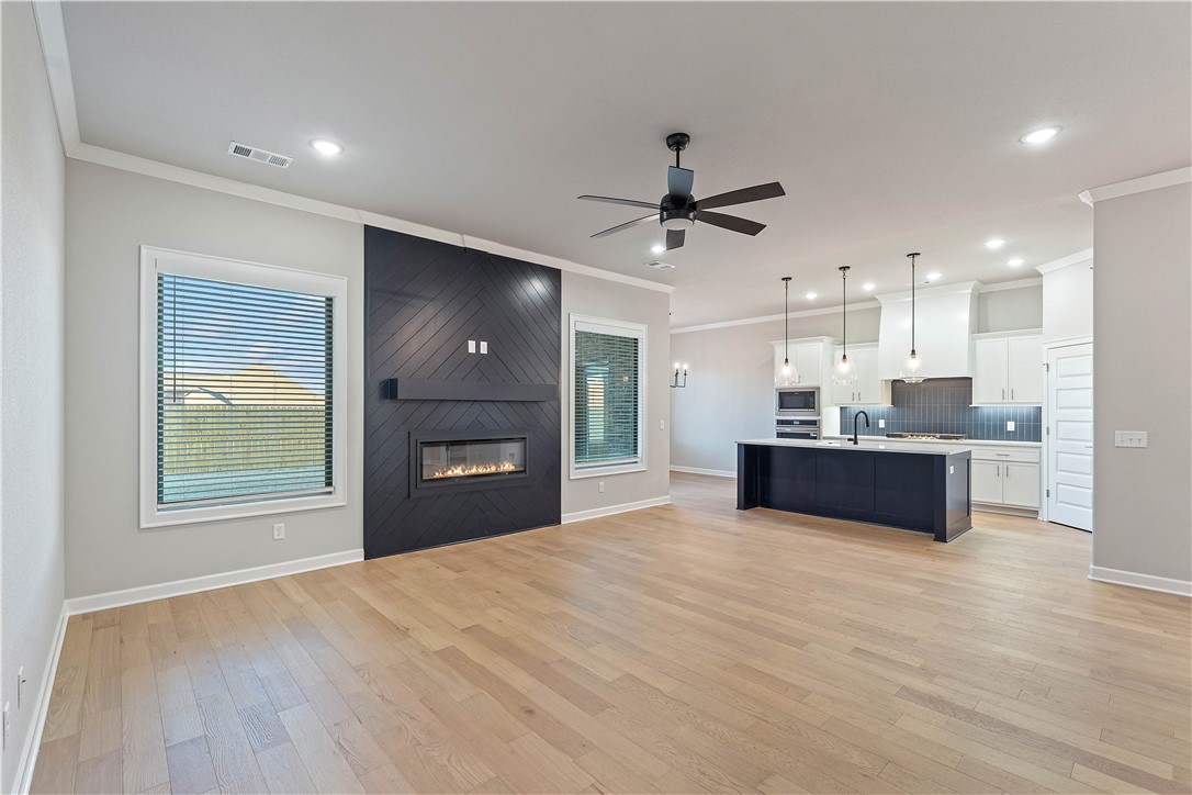 Hillcrest - Residential