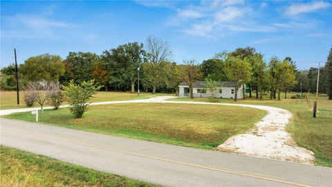 Photo of 2164 N West Avenue, Lincoln, AR 72744 (MLS # 1362634)