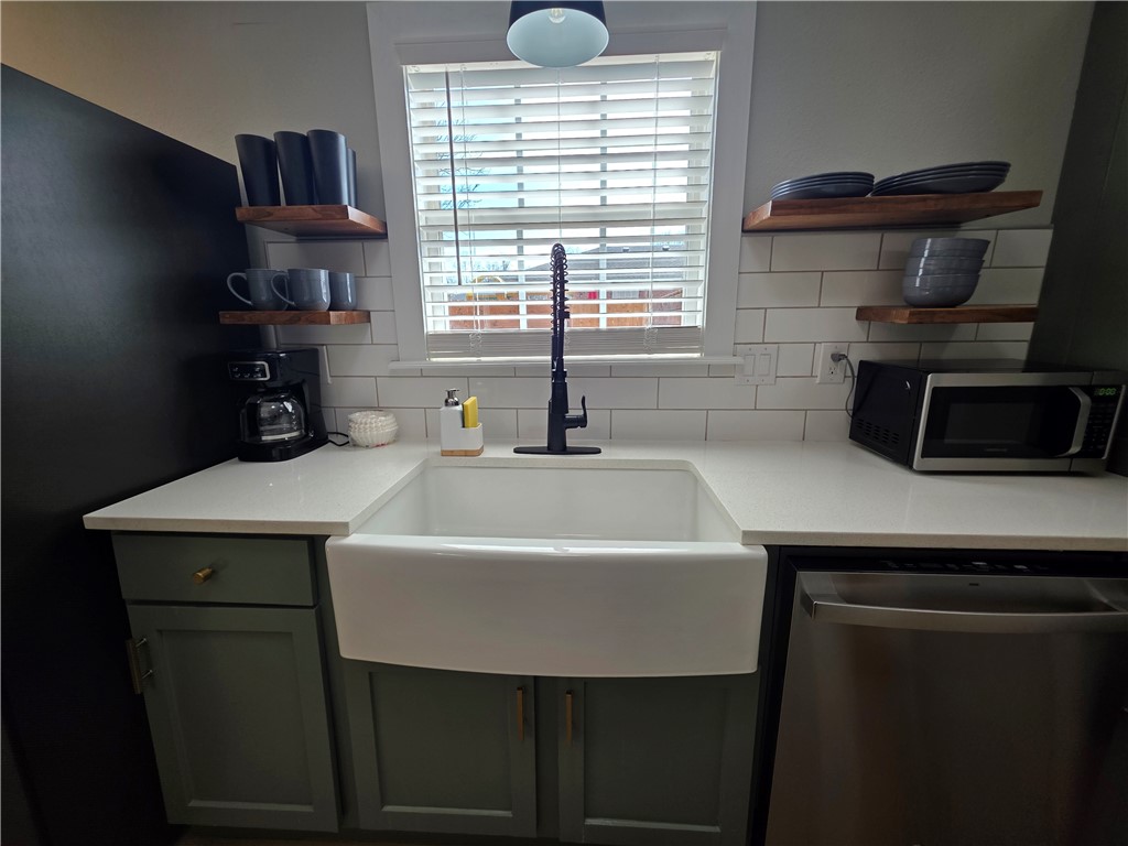 33-20-30 Bentonville - Residential Lease