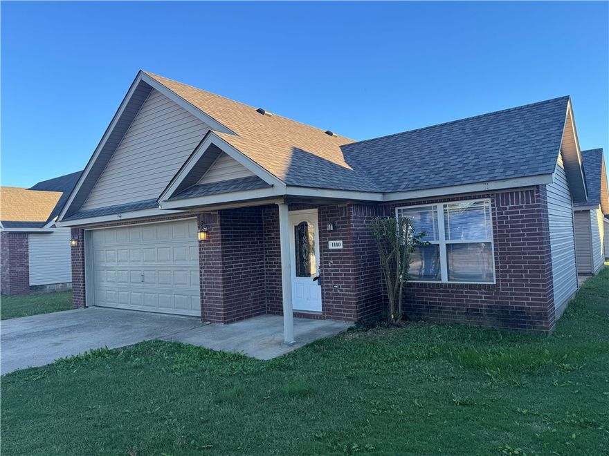 This home has a new roof and new paint.  If you are looking for a move-in ready home at a great price, you should consider this one.   Master bedroom has walk-in closet and separate jetted tub with a walk-in shower.  Home is all electric.  Convenient location with easy access to everything.  Kitchen has lots of cabinets and a pantry.