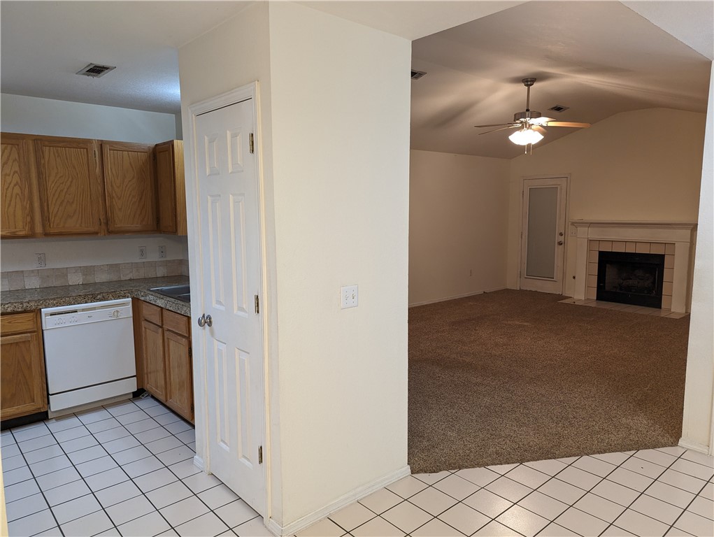 Fayetteville Outlots - Residential Lease