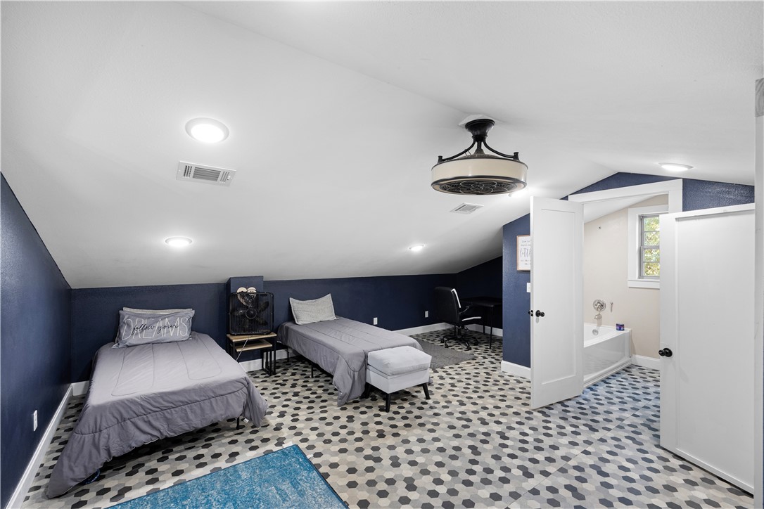 Becket Creek - Residential