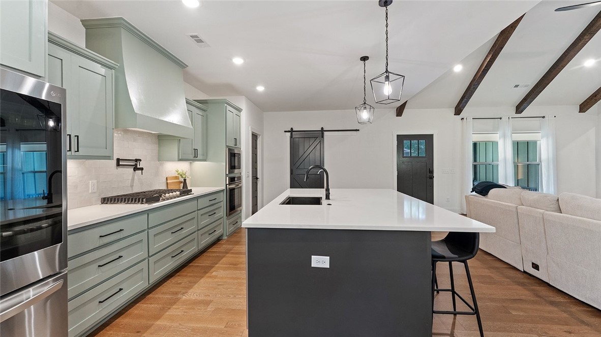 Lands End Sub Bvv - Residential