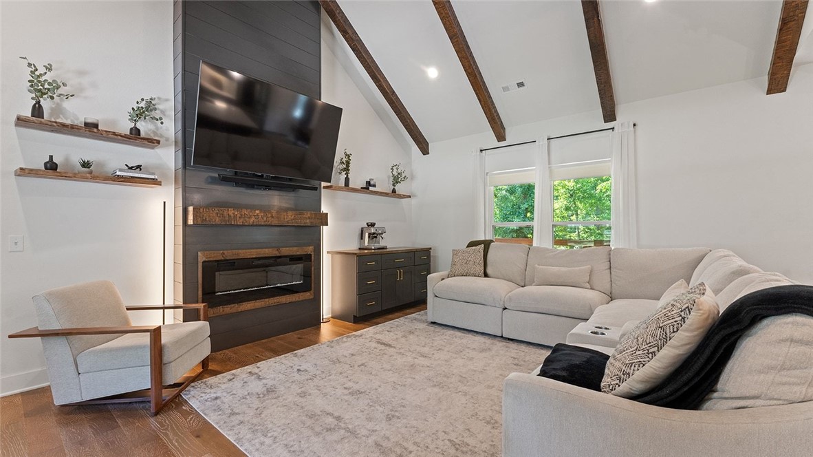 Lands End Sub Bvv - Residential
