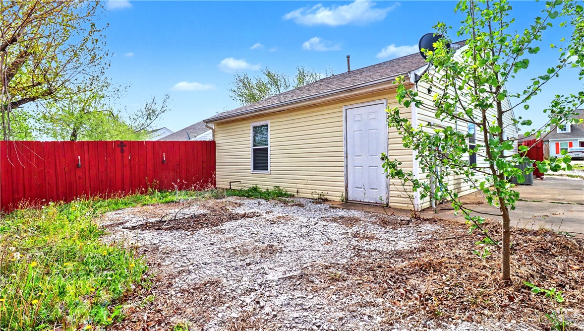 Victoria Place Rogers - Residential