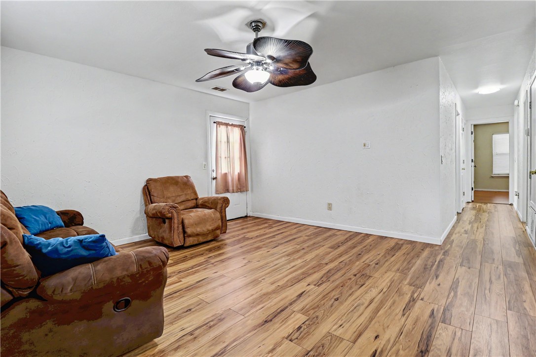 Victoria Place Rogers - Residential