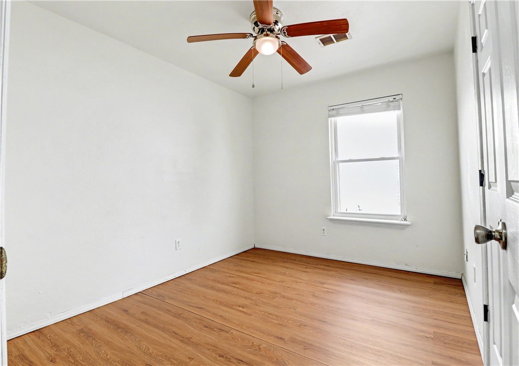 Victoria Place Rogers - Residential