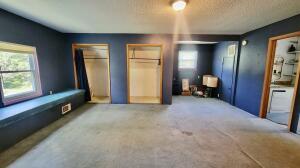 Spring Mountain Ranchette - Residential