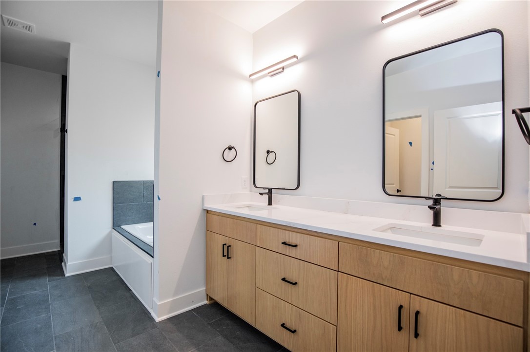 Sherlock Sub Bvv - Residential