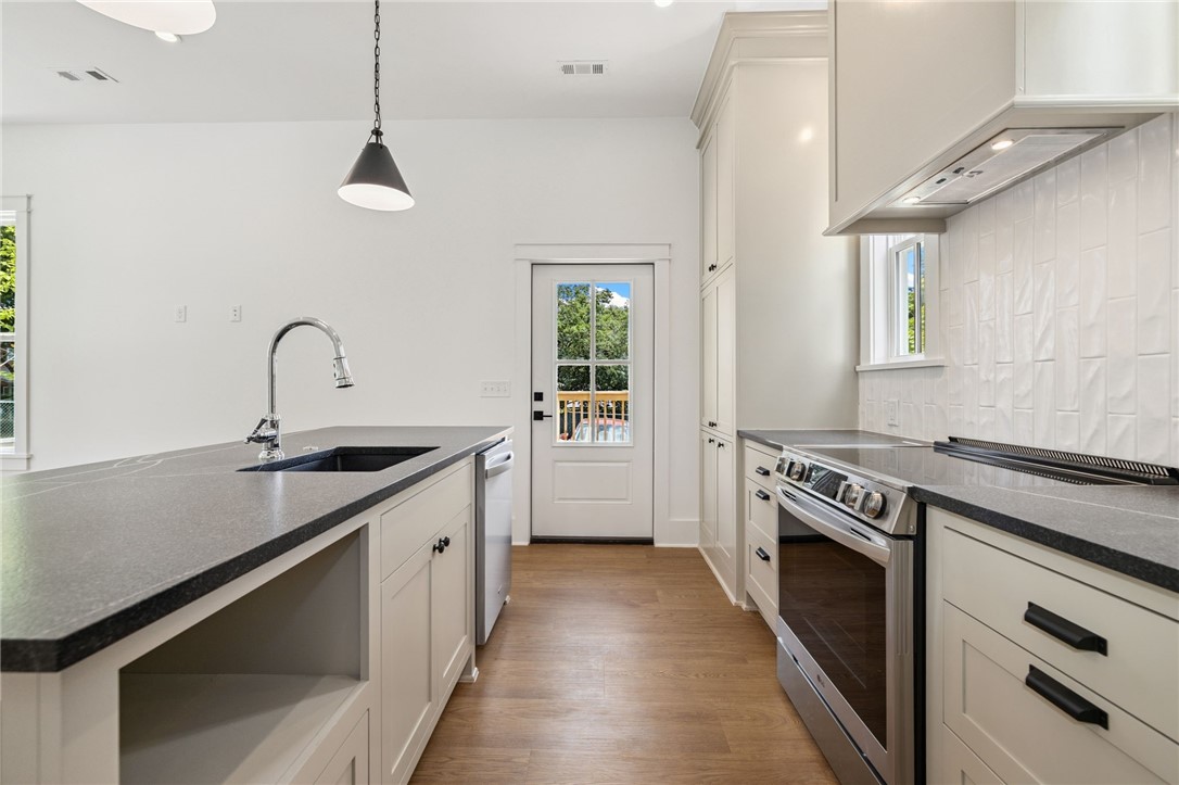 Burl Dodd Add - Residential Lease