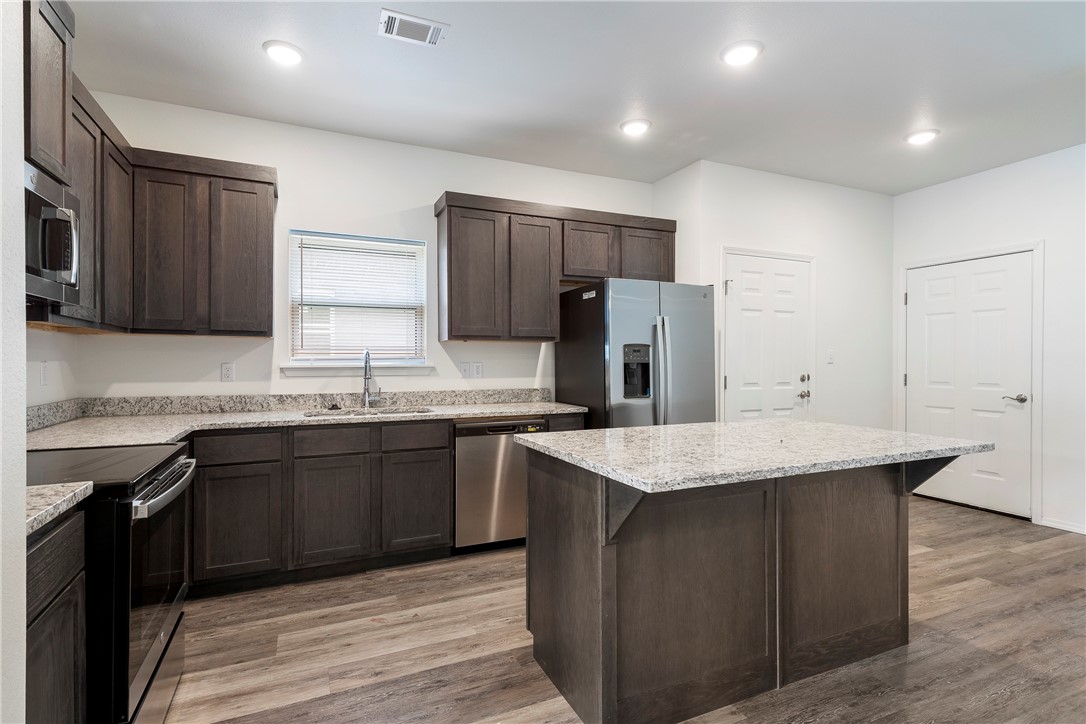 Towne West Sub Ph Iiiiv - Residential Income