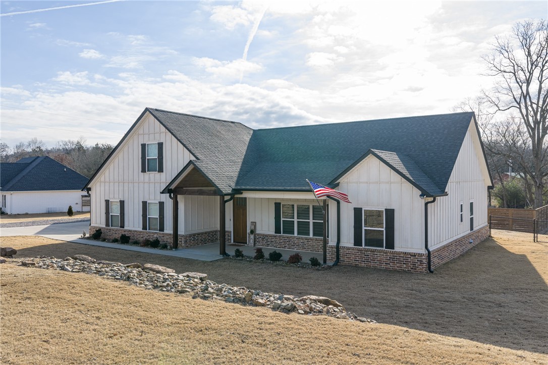 Mize Meadows Tracts 14 - Residential