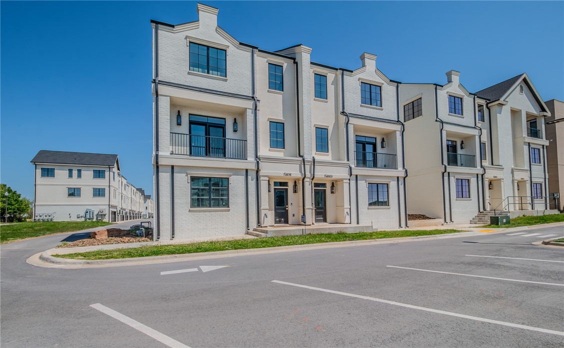 Pinnacle Heights - Residential