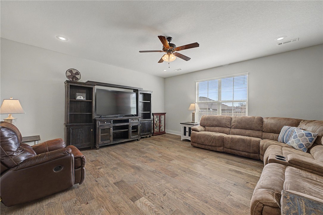 Quail Hollow Ph 1 Centerton - Residential