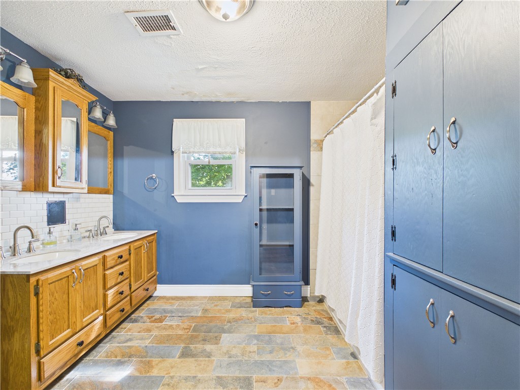 Smith & Hayes #2 and George - Residential