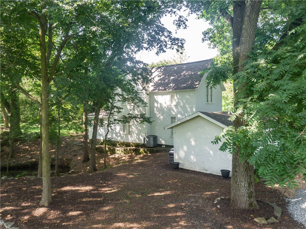 05-18-32-SPRINGTOWN - Residential