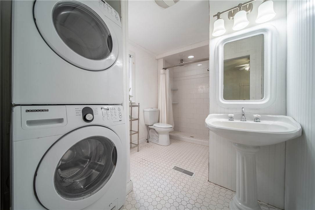 05-18-32-SPRINGTOWN - Residential