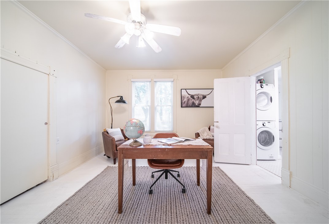 05-18-32-SPRINGTOWN - Residential