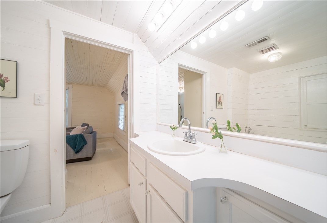 05-18-32-SPRINGTOWN - Residential