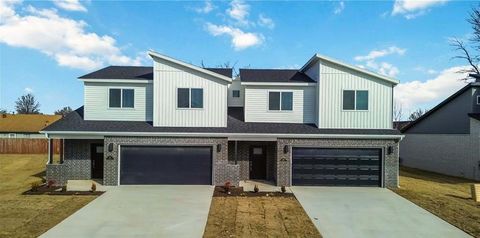 646,648,668,670,672, etc. Sun Meadows Loop Centerton AR 72719