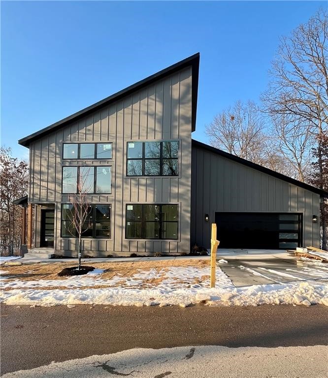 Bedford - Residential Lease