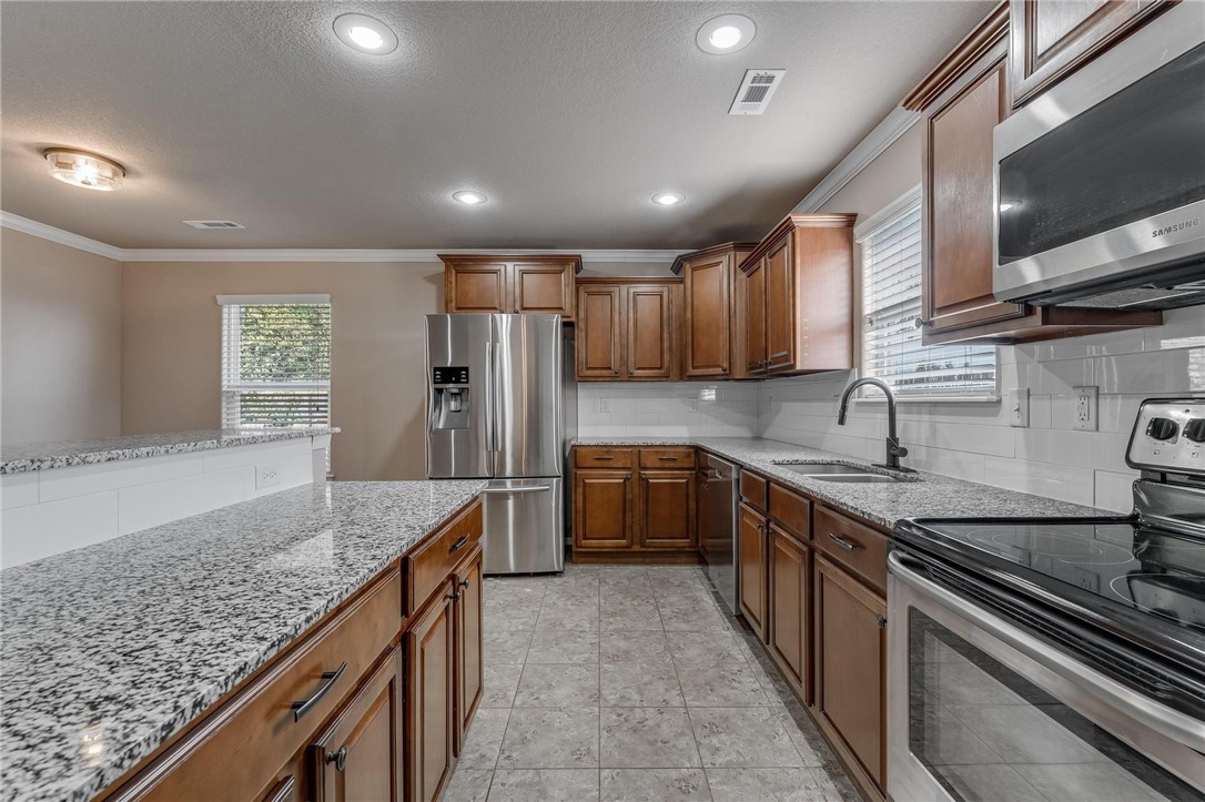 Lakewood Sub Ph Iii Lowell - Residential
