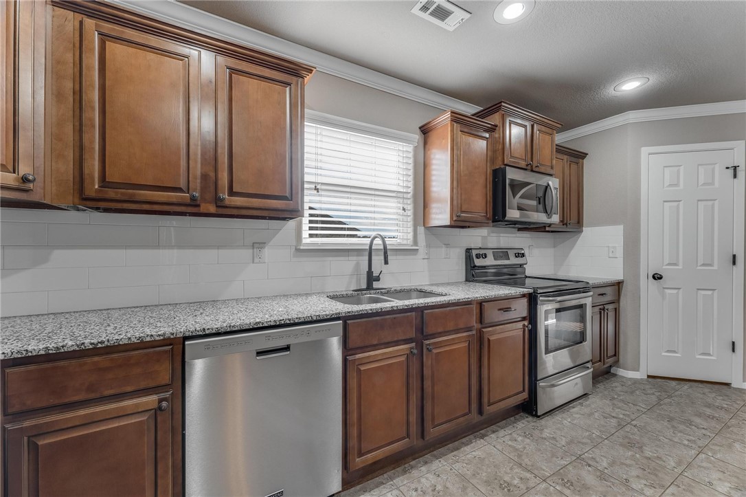 Lakewood Sub Ph Iii Lowell - Residential