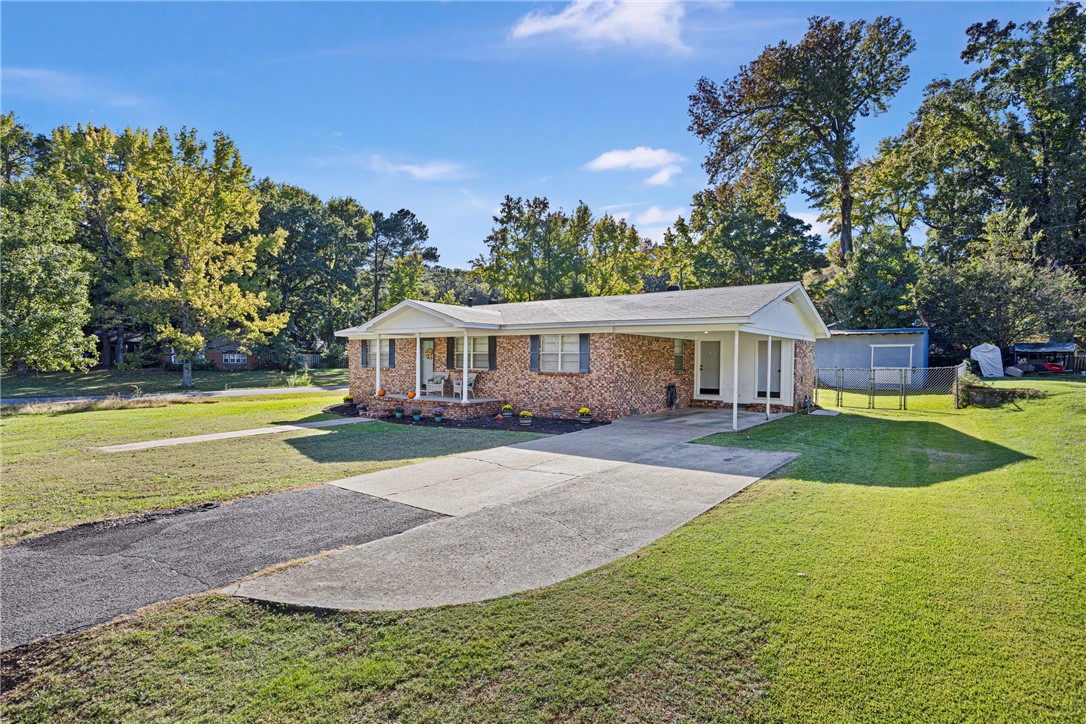 Pine Crest Hill - Residential