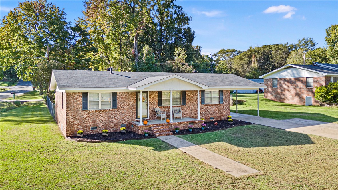 Pine Crest Hill - Residential