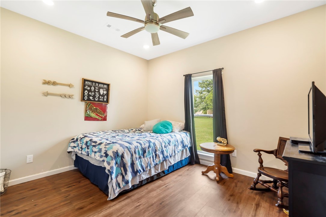 07-19-31-CENTERTON - Residential