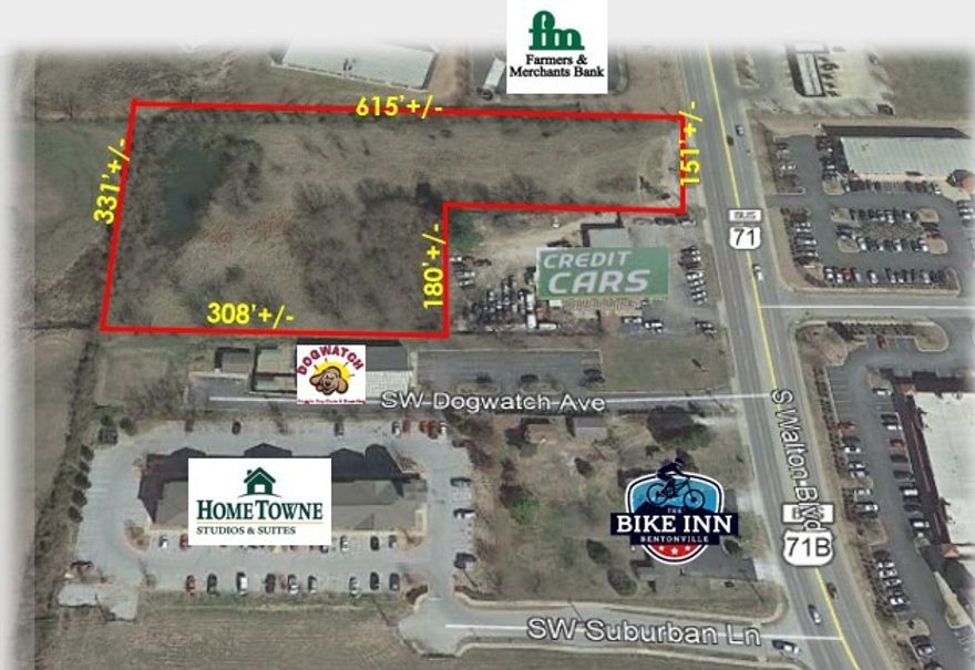 An unimproved "L" shaped tract ready for design.  The frontage does not indicate how much acreage is available.  Possibility for development for more than one use.  This tract could be a combination of restaurant, retail, wholesale, hotel/motel, church and mini storage.