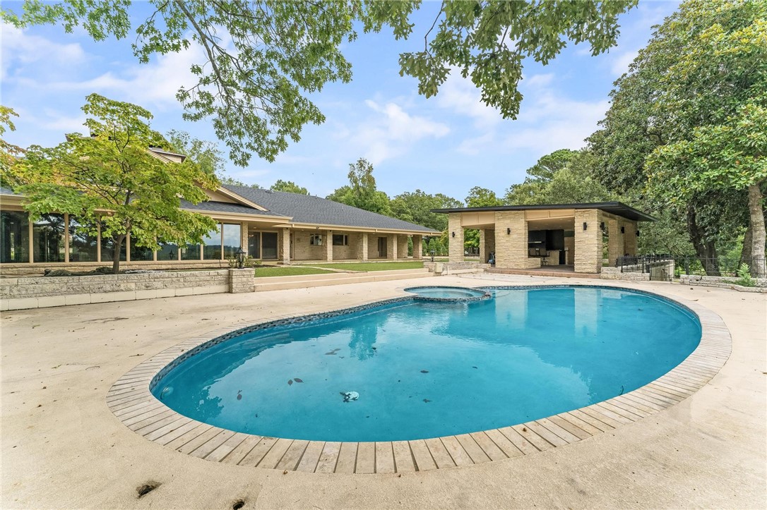 Springdale Outlots SE SW - Residential