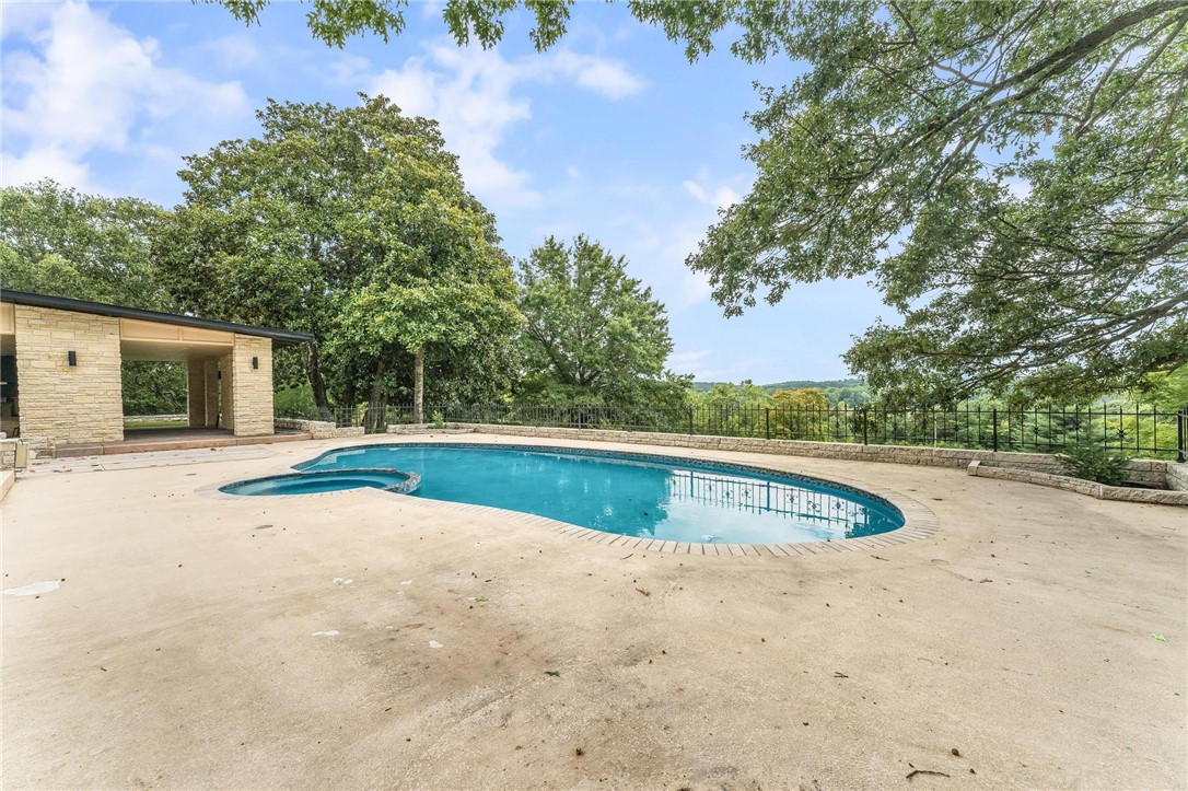 Springdale Outlots SE SW - Residential